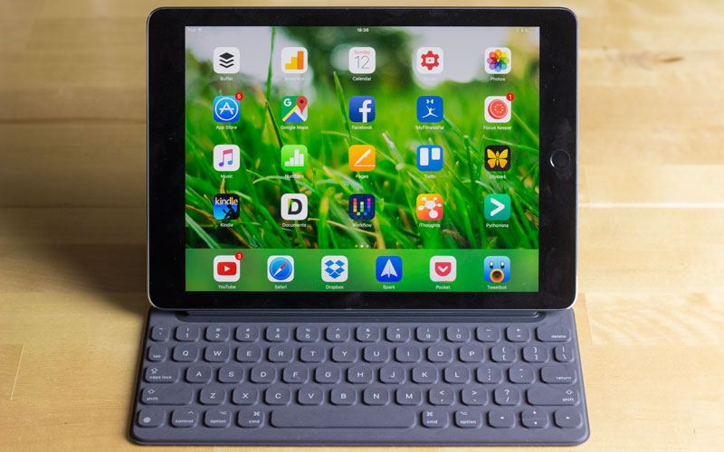 Ipad con smart discount keyboard